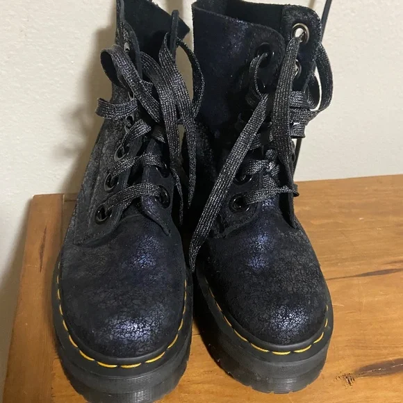 Platform Boots Dr Martens Molly Crackle Martens MOLLY Black